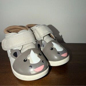Ikiki Squeaky Shoe Rhino Children Kids Size 6 On Off Squeaker AFO Compatible